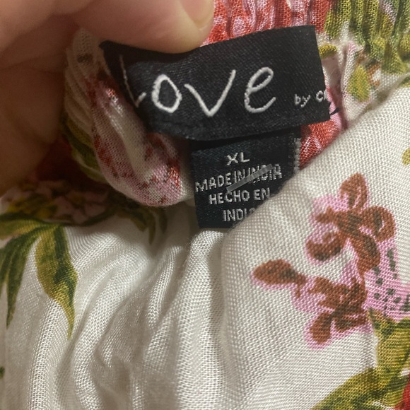 Love brand Flowery jumpsuit/ romper - Picture 3 of 4